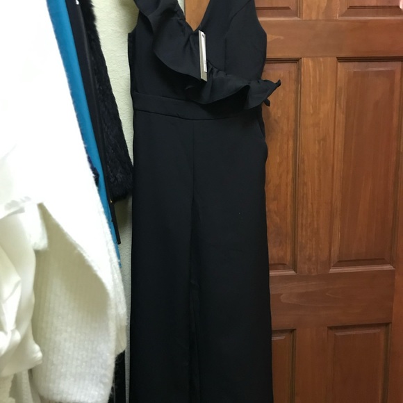 Black Ruffle jumpsuit - Picture 2 of 2